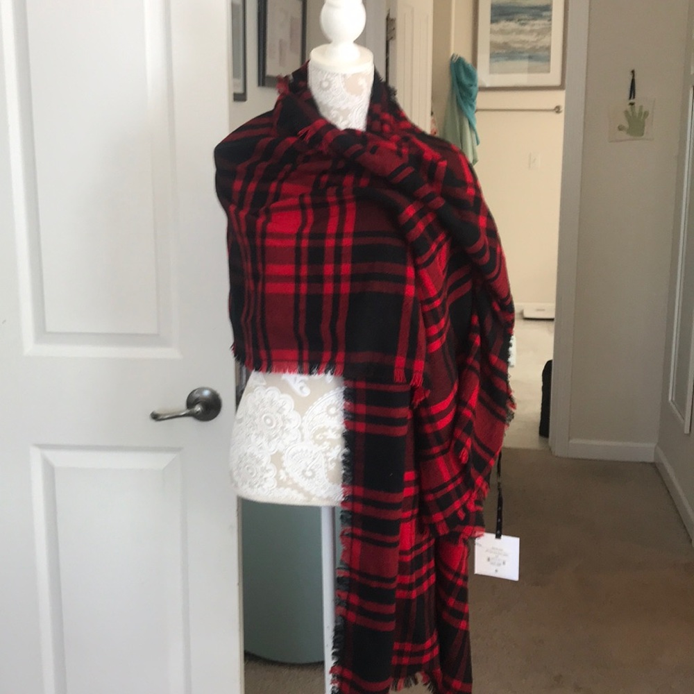 Agnes & Dora Blanket Scarf